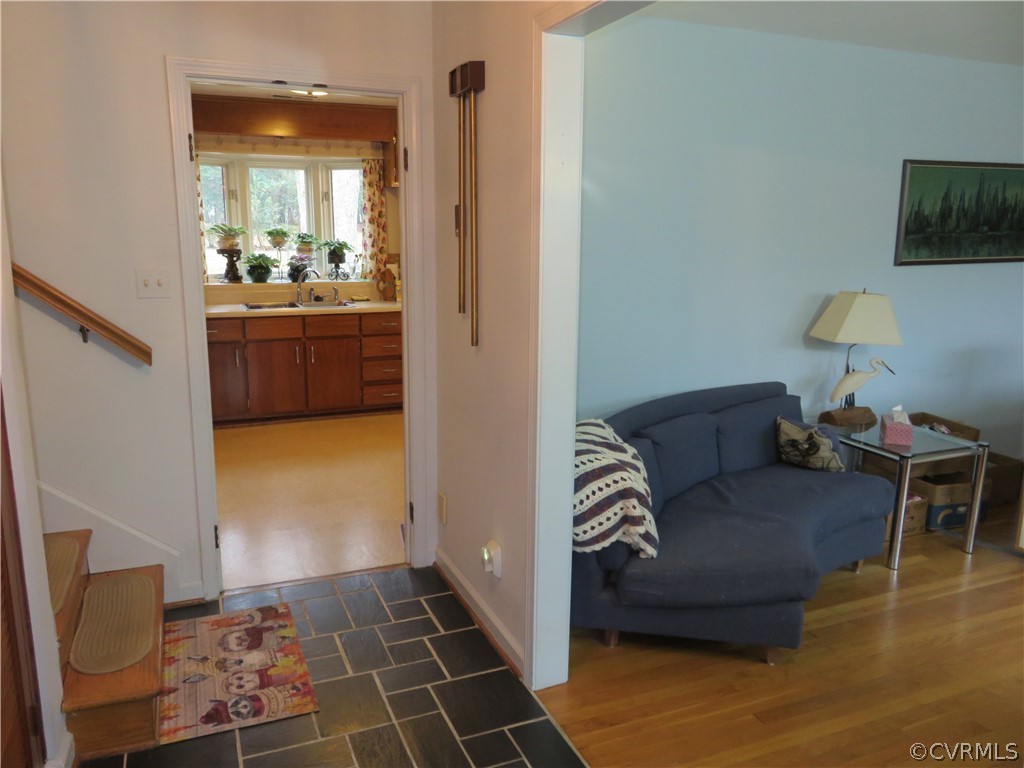 4801 Atwood Road Sandston, VA 23231 - Photo 8 of 46 Gallery Image 8