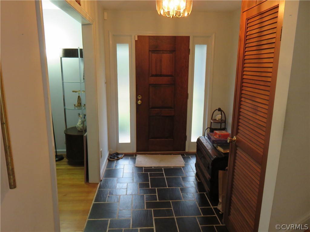 4801 Atwood Road Sandston, VA 23231 - Photo 9 of 46 Gallery Image 9