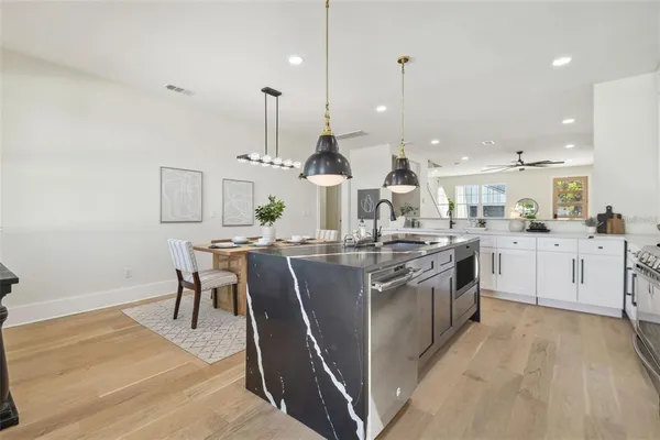 $670,000 | 1908 East 17th Avenue, Tampa, FL 33605