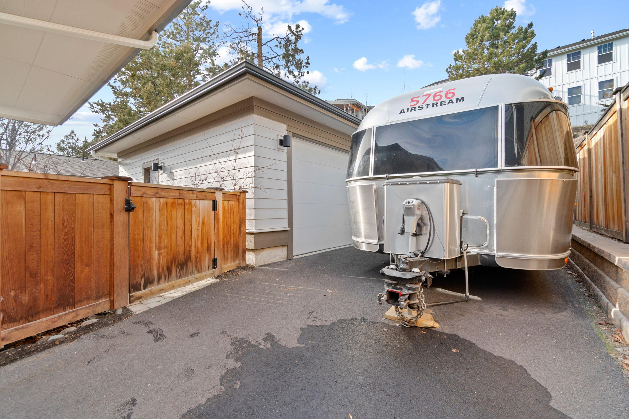 2317 Northwest Awbrey Road Bend, OR 97703 - Photo 36 of 38 31-web-or-mls-Riley Visuals-31