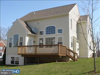 31 Sugar Ridge Lane Malvern, PA 19355 - Photo 2 of 6 Exterior Back