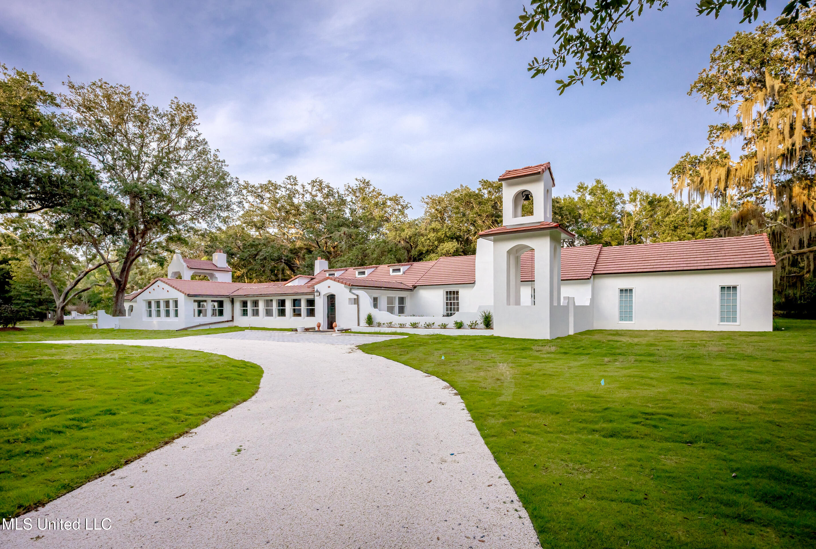 9777 Pointe Aux Chenes Road Ocean Springs, MS 39564 - Photo 1 of 191 5F5A5488
