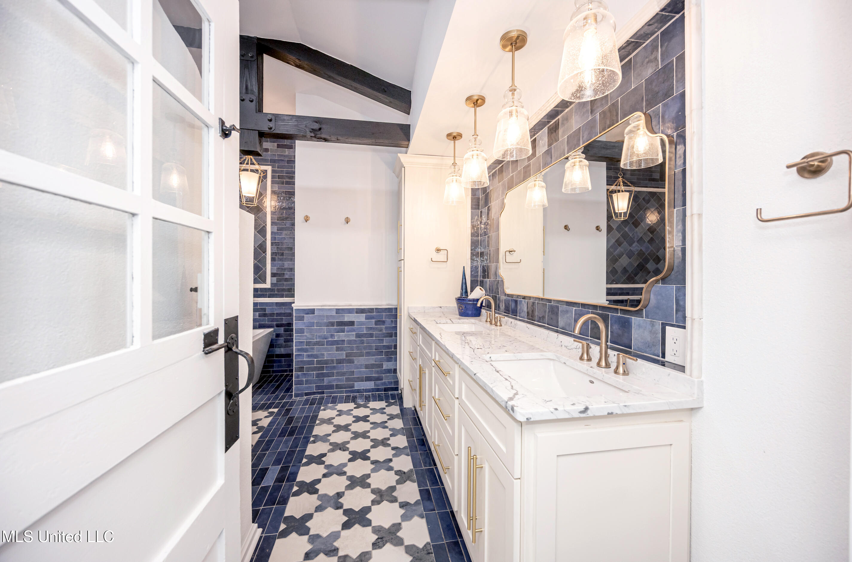 9777 Pointe Aux Chenes Road Ocean Springs, MS 39564 - Photo 129 of 191 5F5A6155