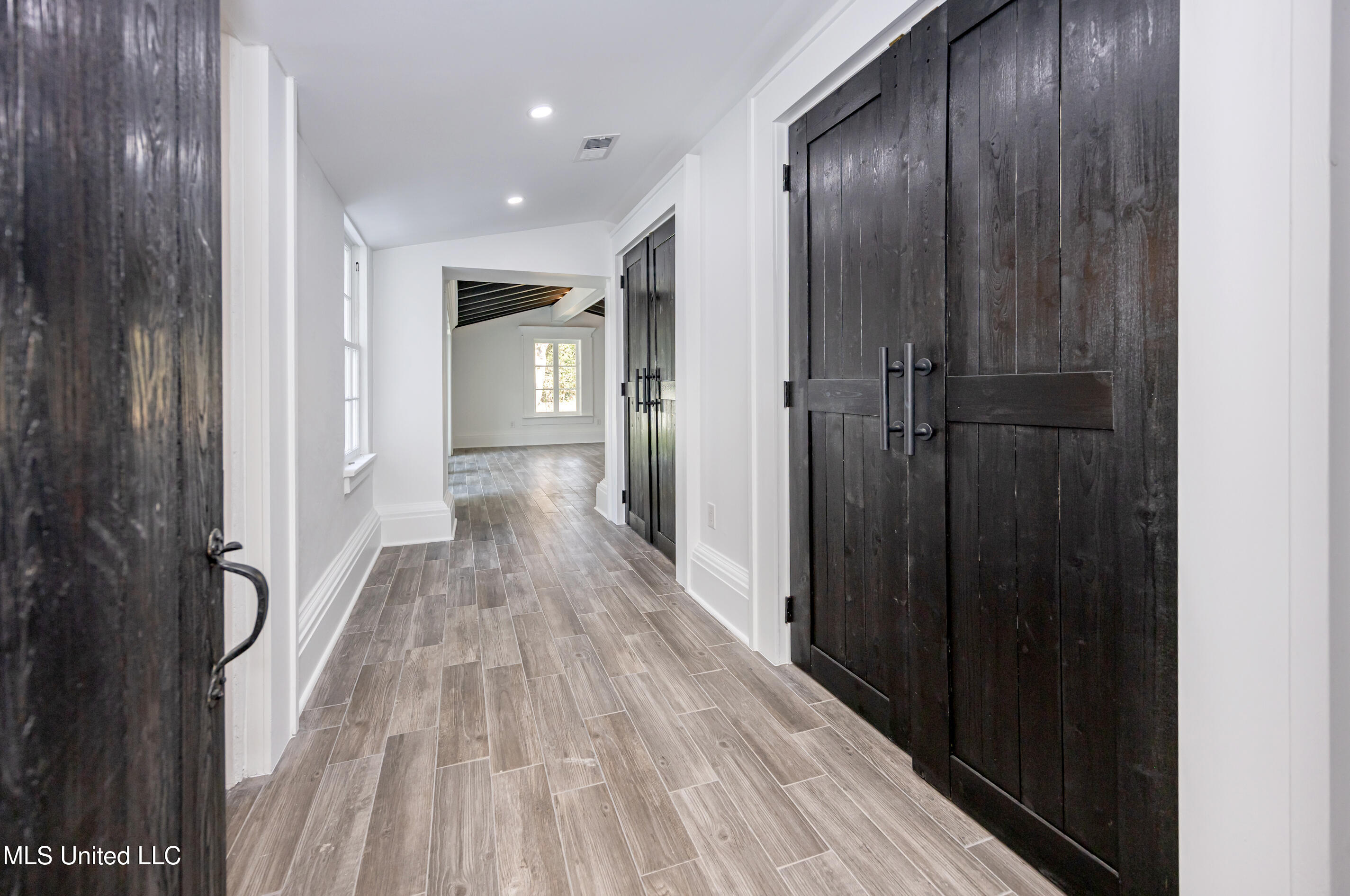 9777 Pointe Aux Chenes Road Ocean Springs, MS 39564 - Photo 136 of 191 5F5A6162