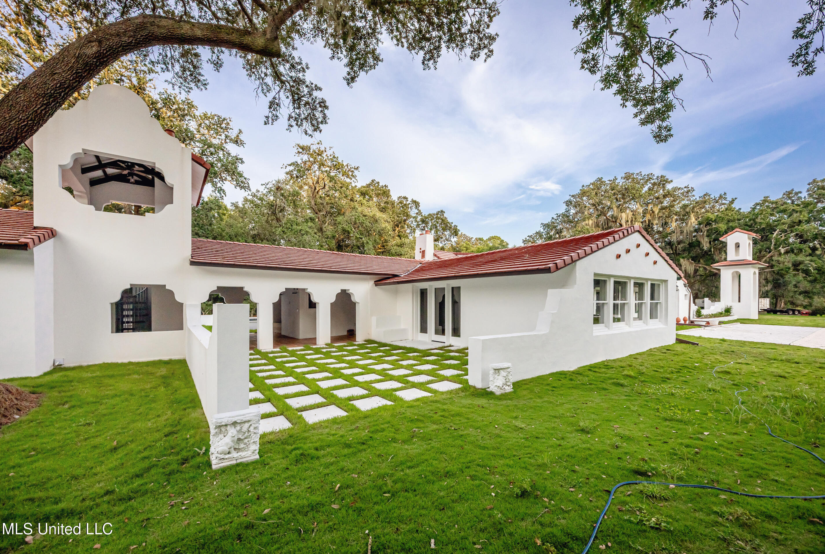 9777 Pointe Aux Chenes Road Ocean Springs, MS 39564 - Photo 2 of 191 5F5A5530