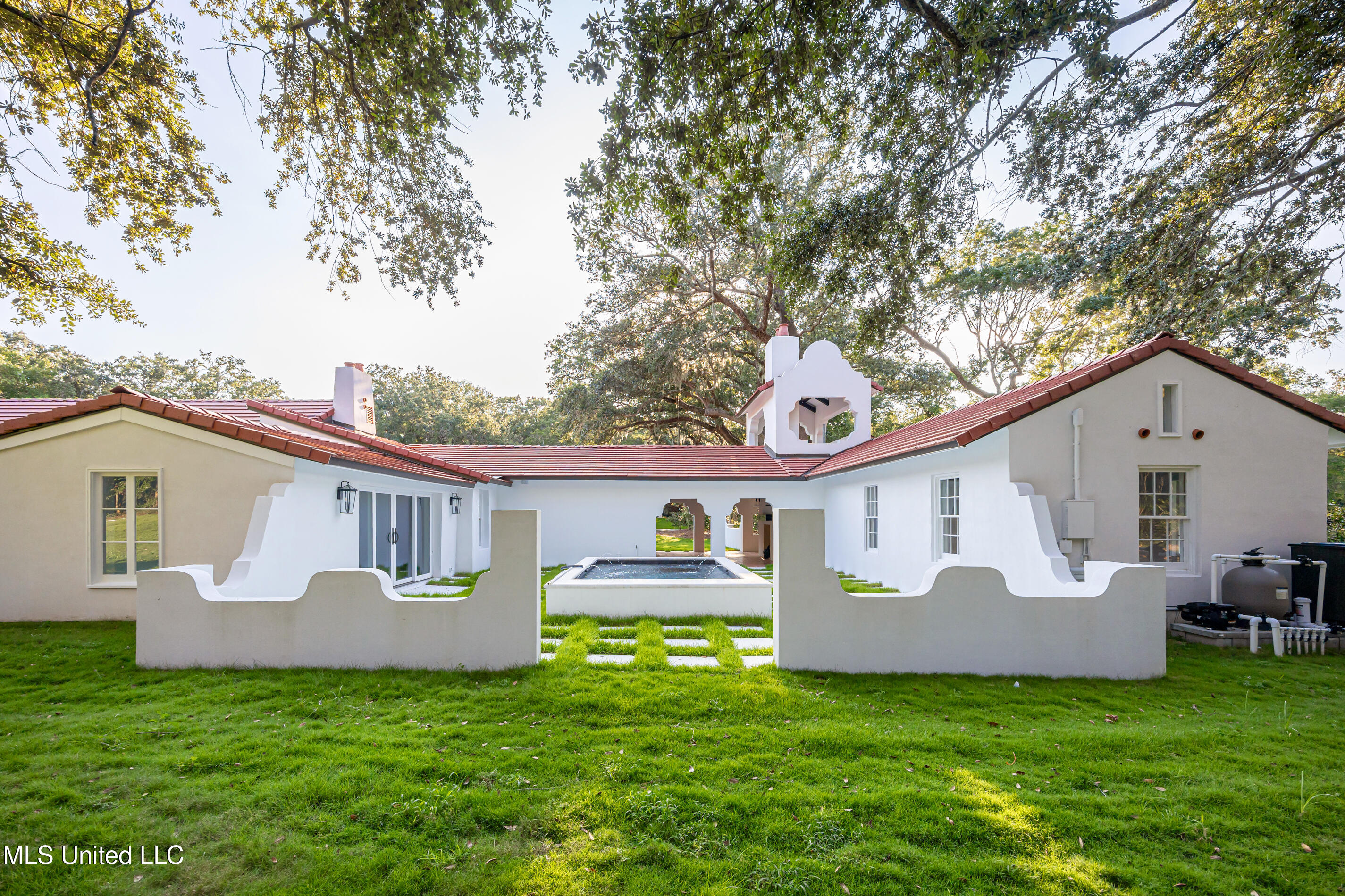 9777 Pointe Aux Chenes Road Ocean Springs, MS 39564 - Photo 4 of 191 5F5A6420