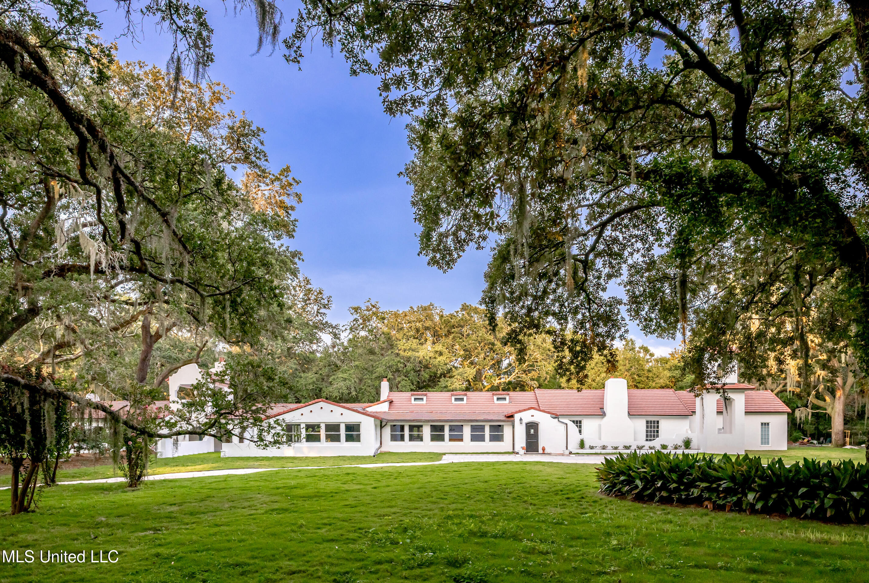 9777 Pointe Aux Chenes Road Ocean Springs, MS 39564 - Photo 51 of 191 5F5A5554