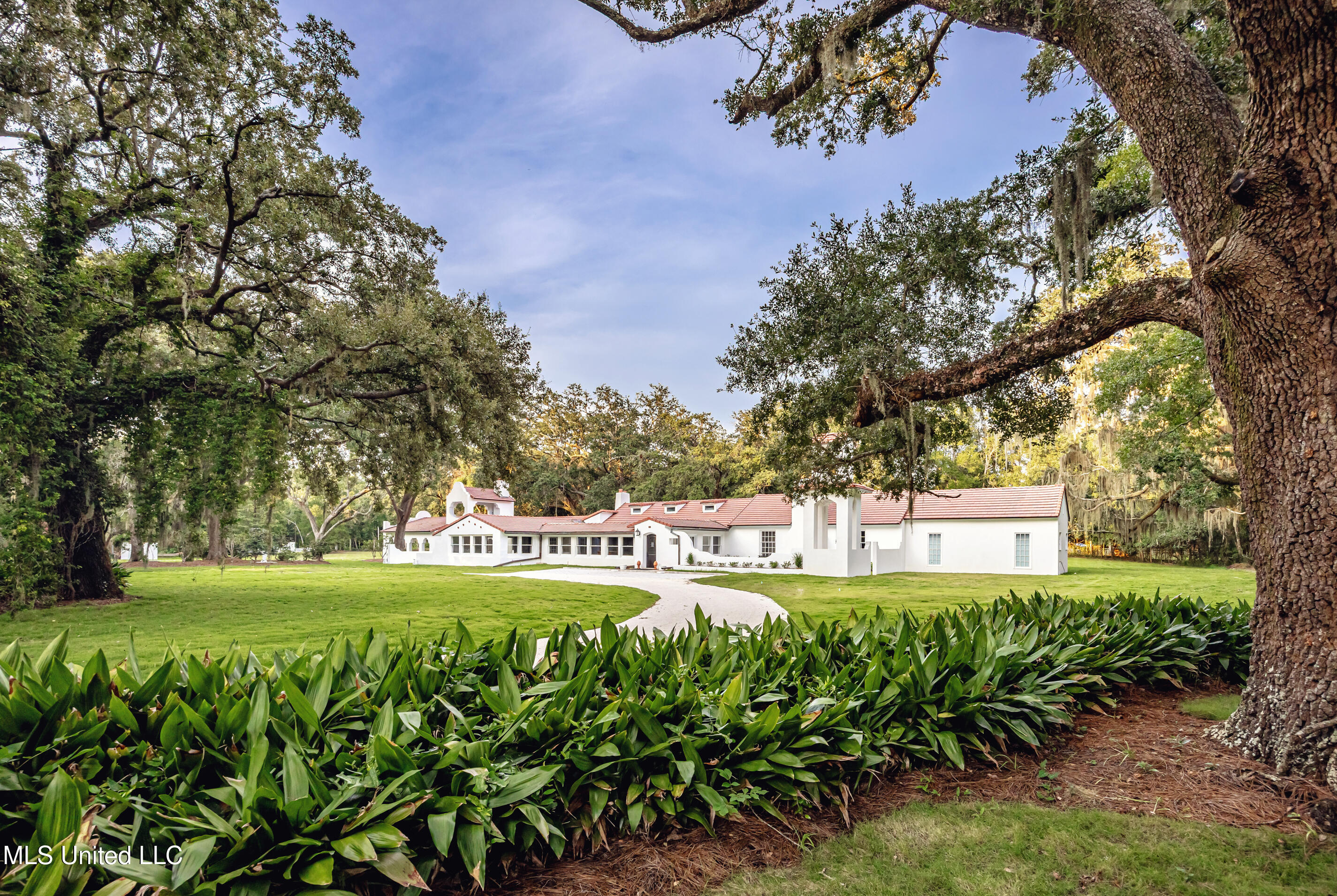 9777 Pointe Aux Chenes Road Ocean Springs, MS 39564 - Photo 53 of 191 5F5A5562