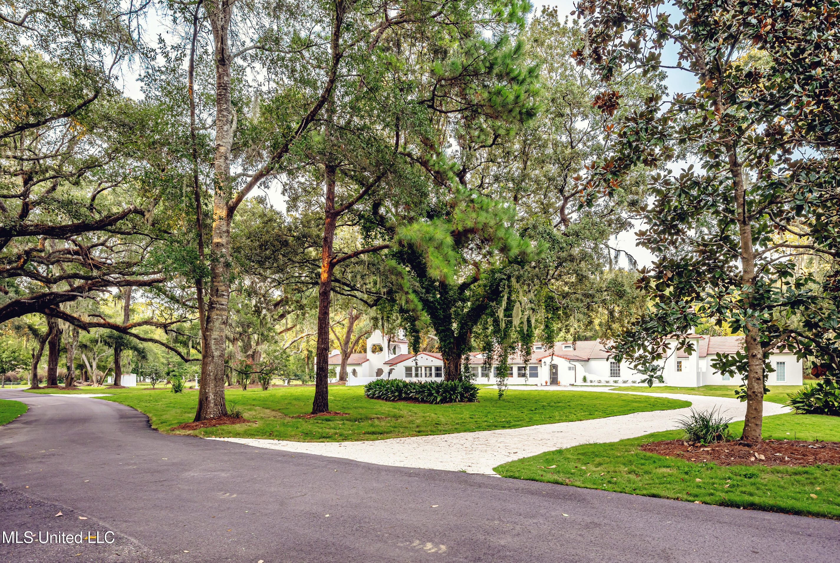 9777 Pointe Aux Chenes Road Ocean Springs, MS 39564 - Photo 54 of 191 5F5A5565