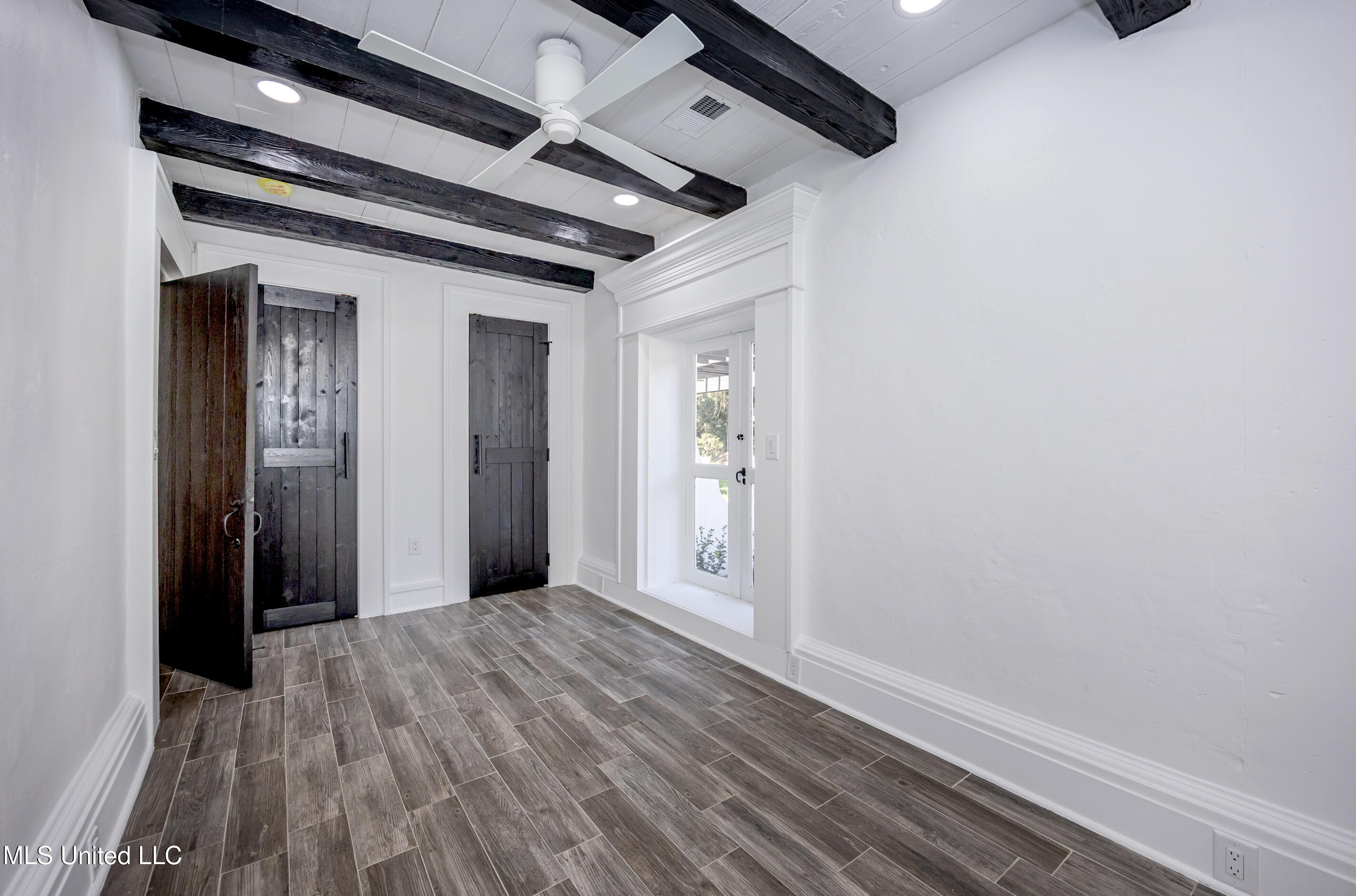 9777 Pointe Aux Chenes Road Ocean Springs, MS 39564 - Photo 89 of 191 5F5A6100