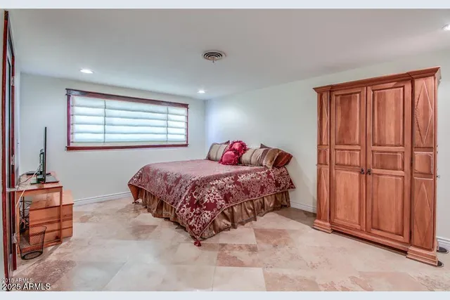 $2,800 | 7615 East Minnezona Avenue, Scottsdale, AZ 85251