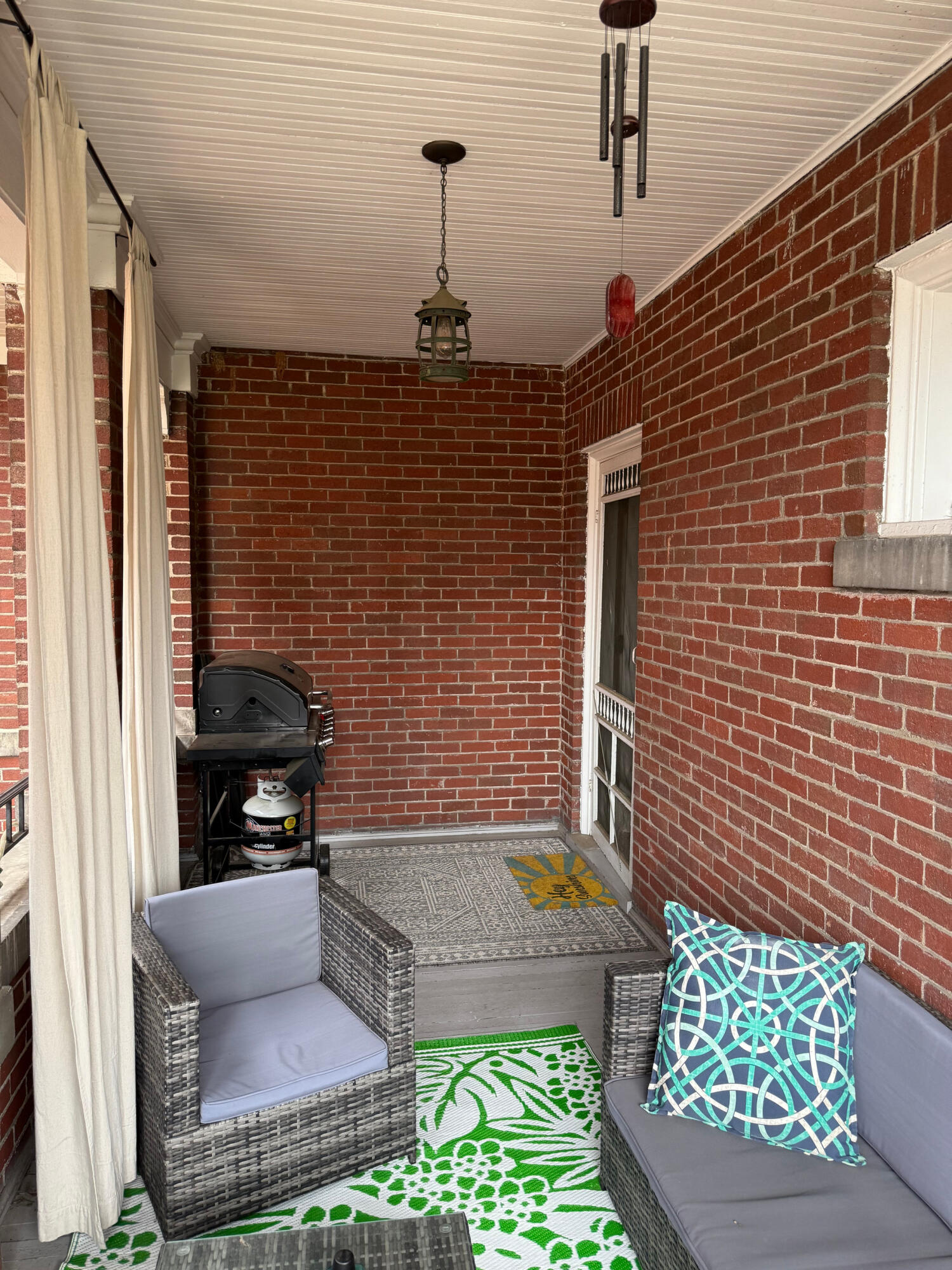 360 Walnut Avenue Southwest, Unit B Roanoke, VA 24016 - Photo 11 of 60 a front view of a house with a yard