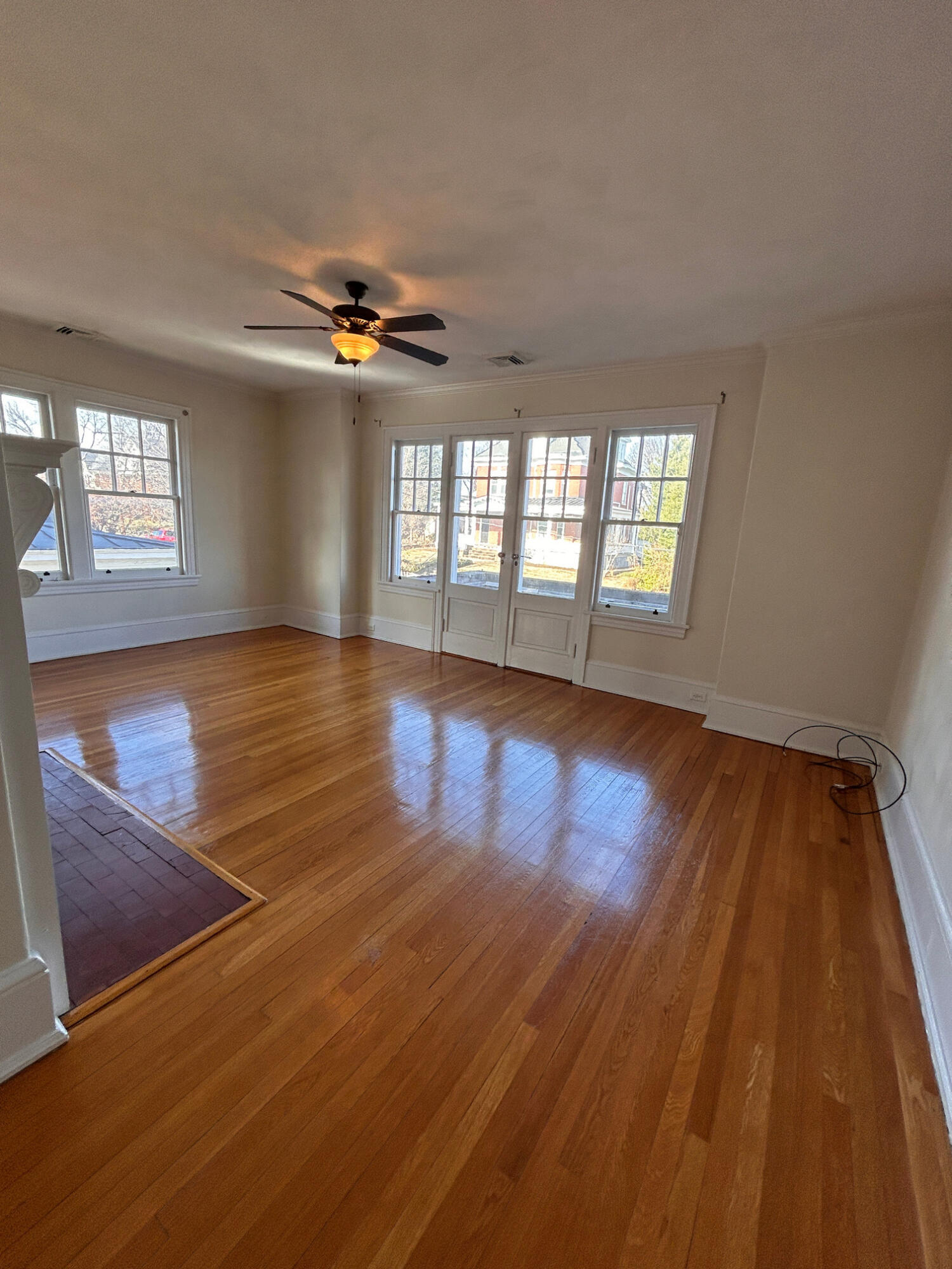 360 Walnut Avenue Southwest, Unit B Roanoke, VA 24016 - Photo 12 of 60 IMG_8235