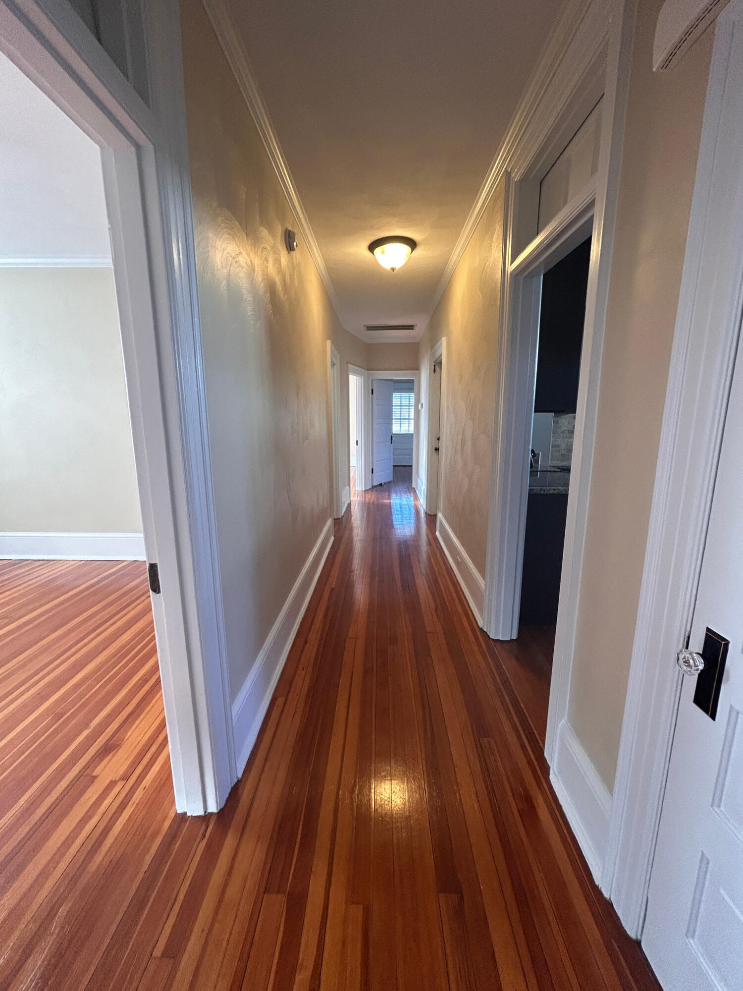 360 Walnut Avenue Southwest, Unit B Roanoke, VA 24016 - Photo 30 of 60 8HW to BR