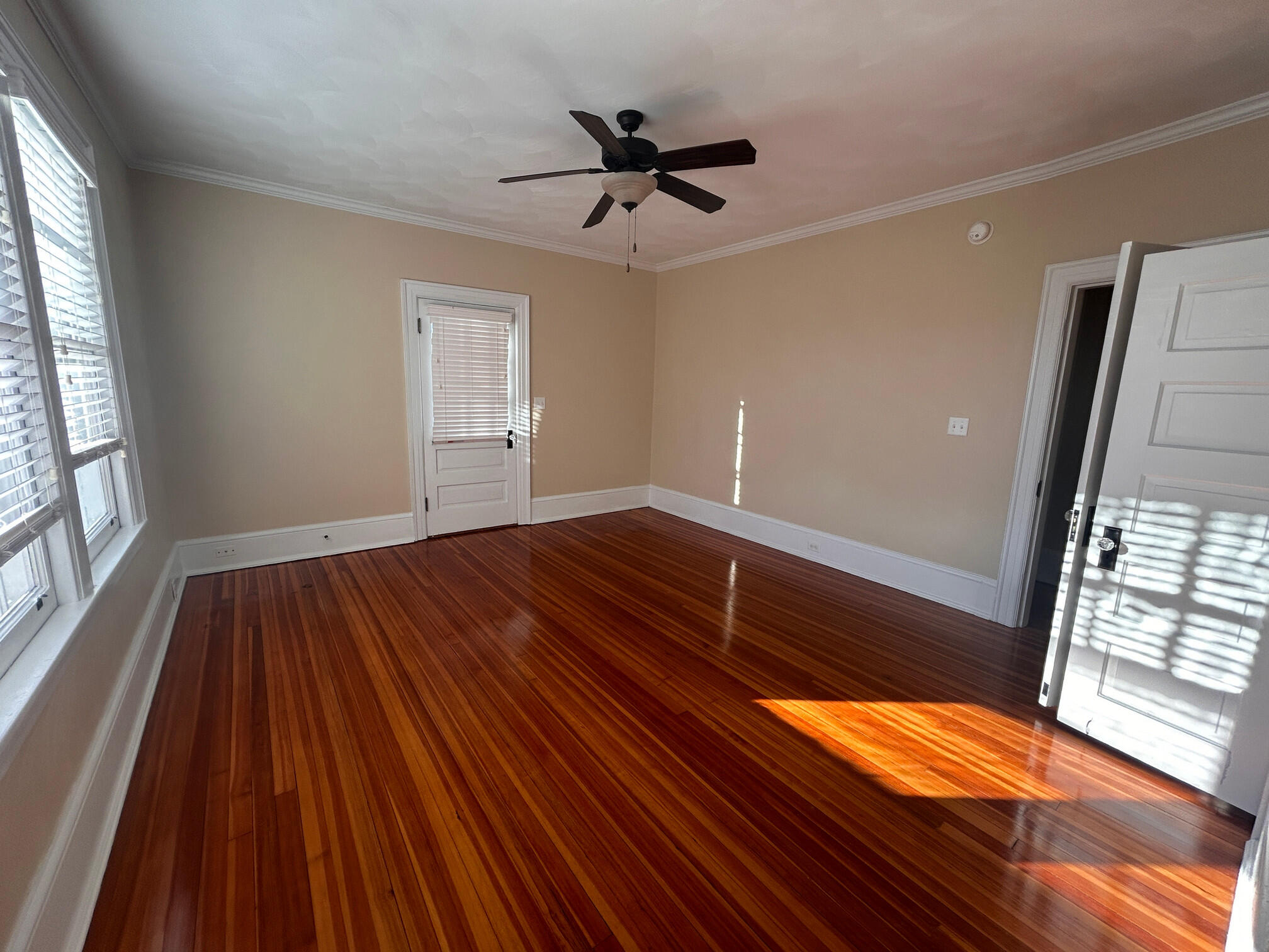 360 Walnut Avenue Southwest, Unit B Roanoke, VA 24016 - Photo 38 of 60 13BR2