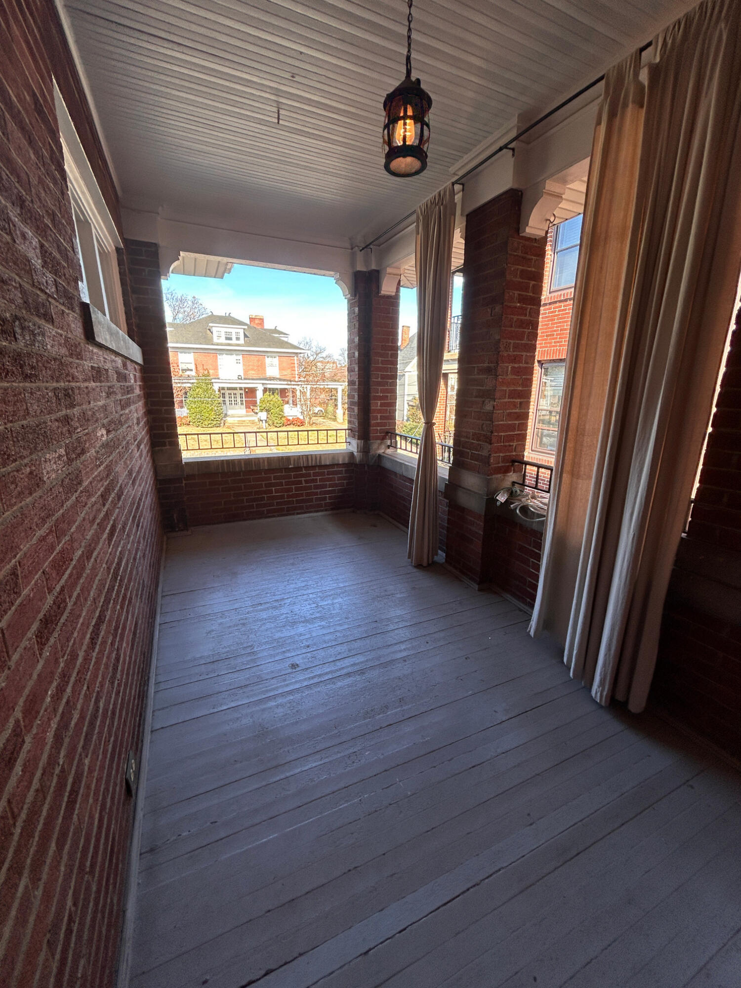 360 Walnut Avenue Southwest, Unit B Roanoke, VA 24016 - Photo 8 of 60 IMG_8230