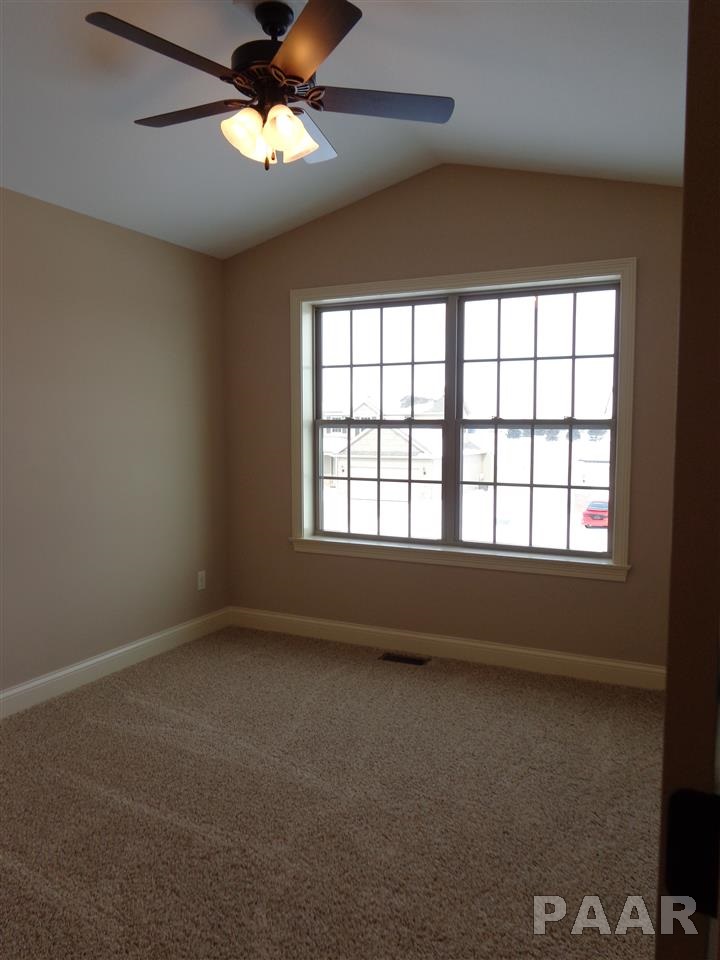 1713 Retriever Lane Washington, IL 61571 - Photo 13 of 17 Gallery Image 13