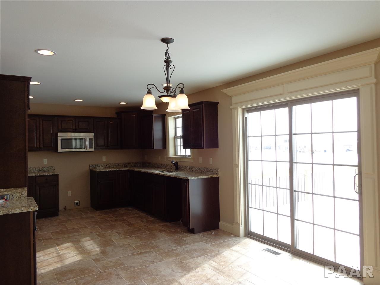 1713 Retriever Lane Washington, IL 61571 - Photo 6 of 17 Gallery Image 6