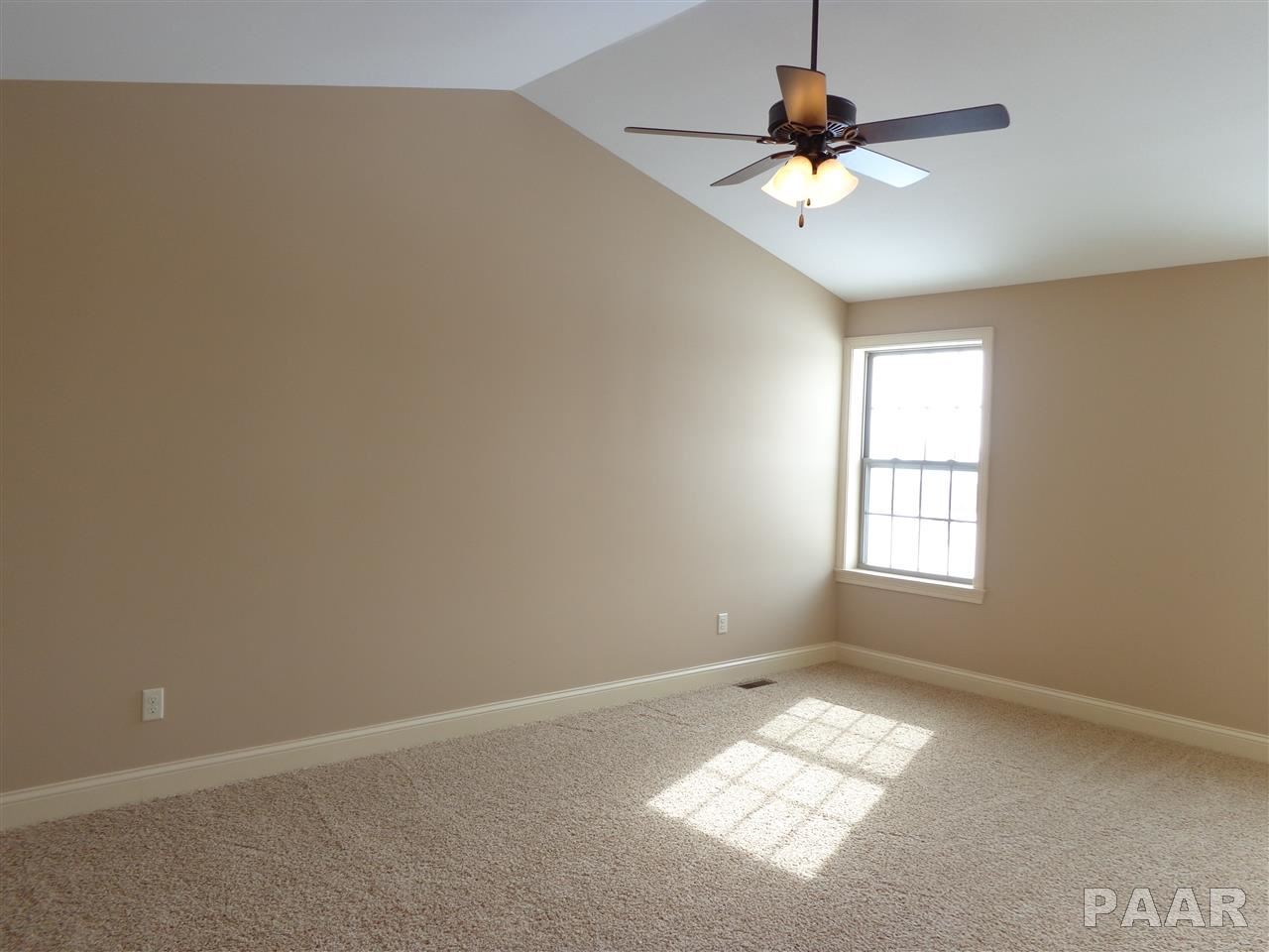 1713 Retriever Lane Washington, IL 61571 - Photo 9 of 17 Gallery Image 9