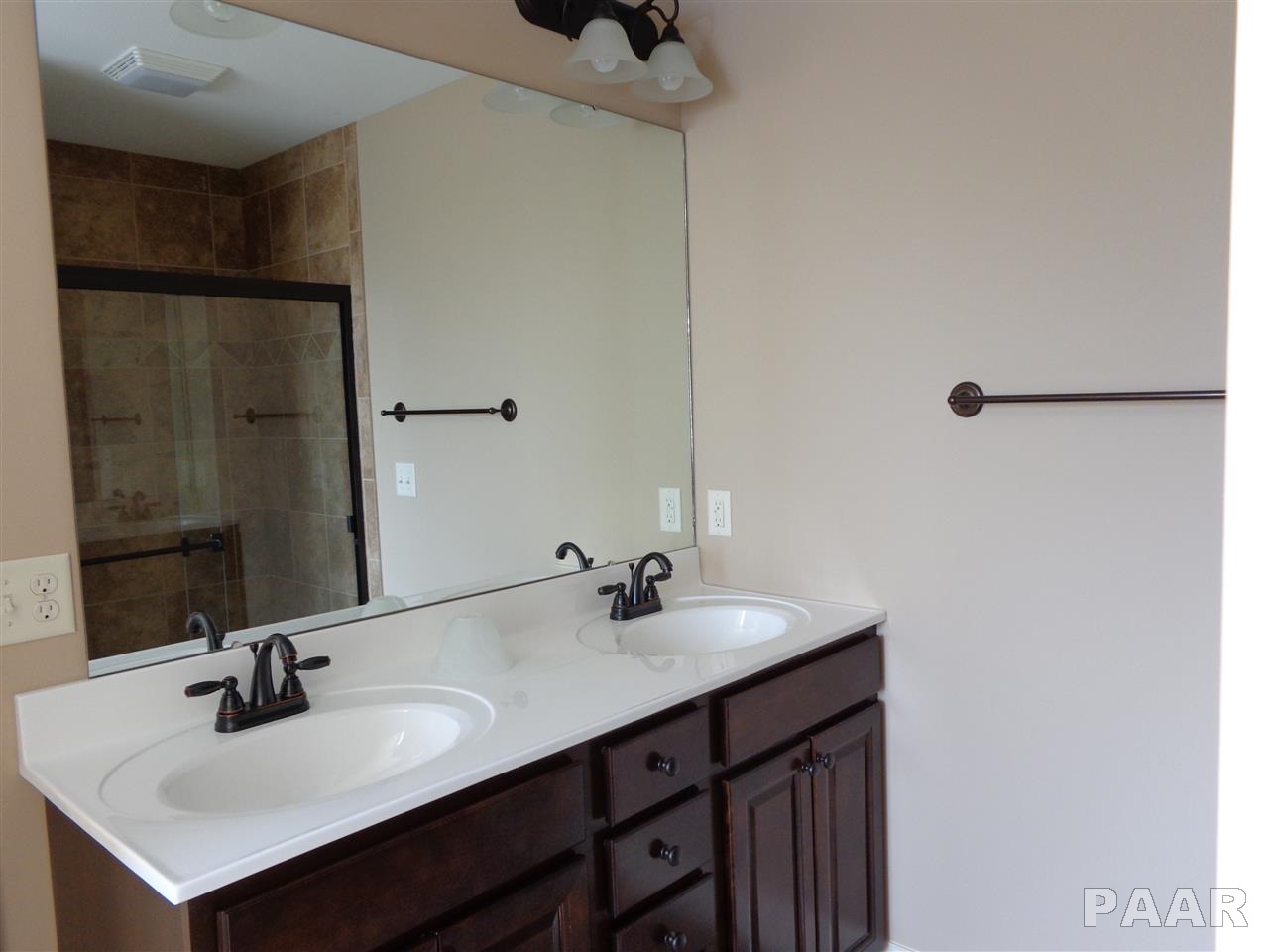 1713 Retriever Lane Washington, IL 61571 - Photo 10 of 17 Gallery Image 10