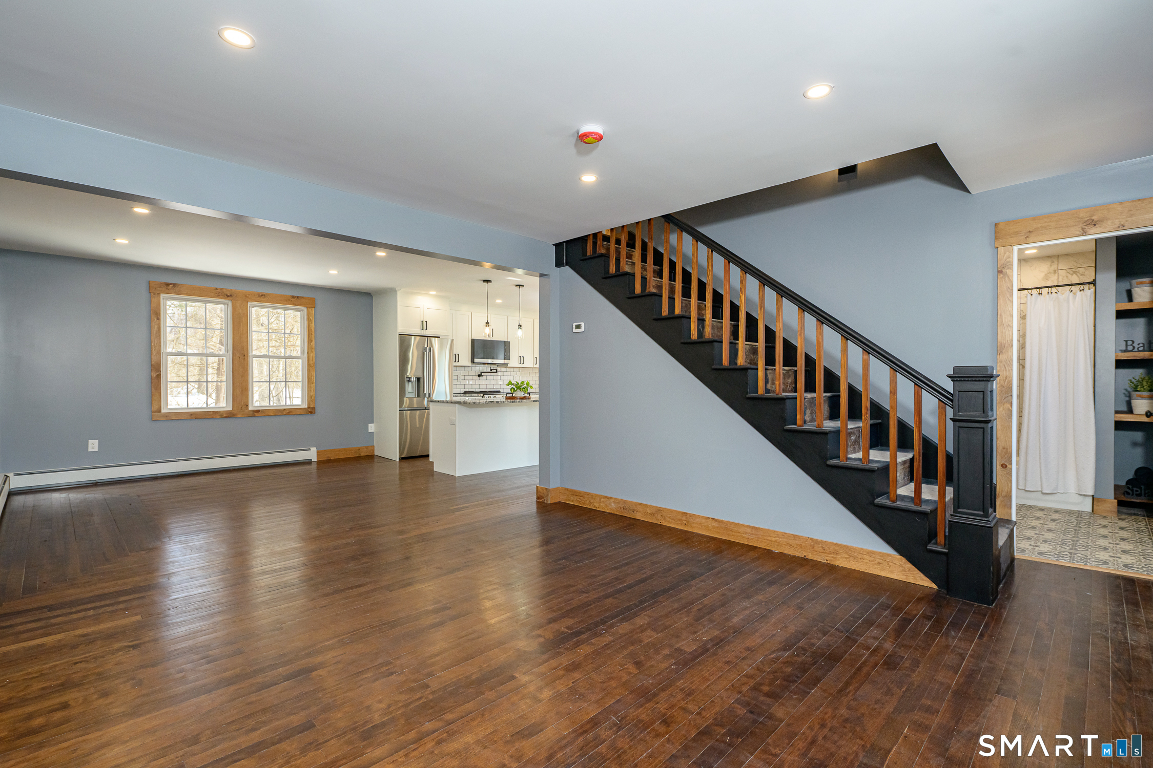 500 Old Colchester Road Montville, CT 06382 - Photo 17 of 34