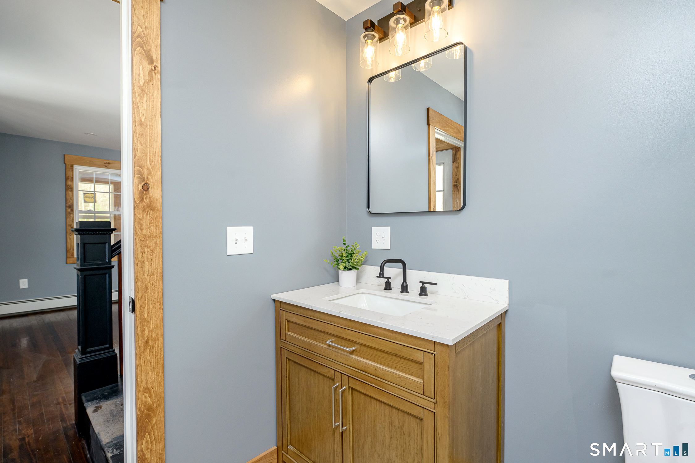 500 Old Colchester Road Montville, CT 06382 - Photo 18 of 34