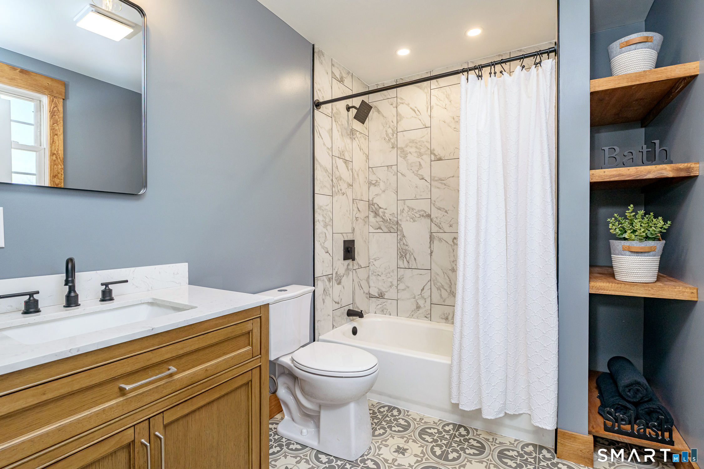 500 Old Colchester Road Montville, CT 06382 - Photo 19 of 34