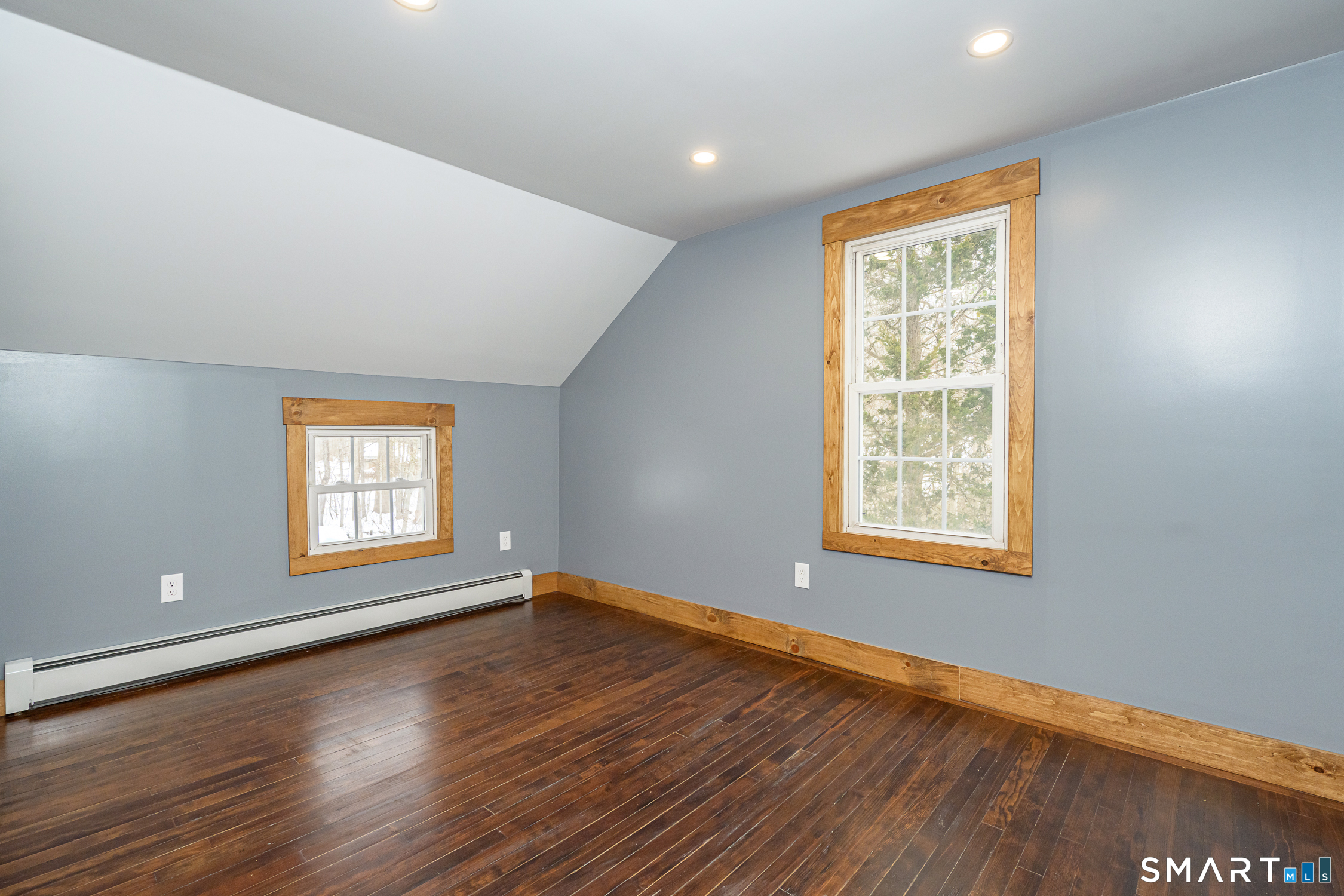 500 Old Colchester Road Montville, CT 06382 - Photo 22 of 34