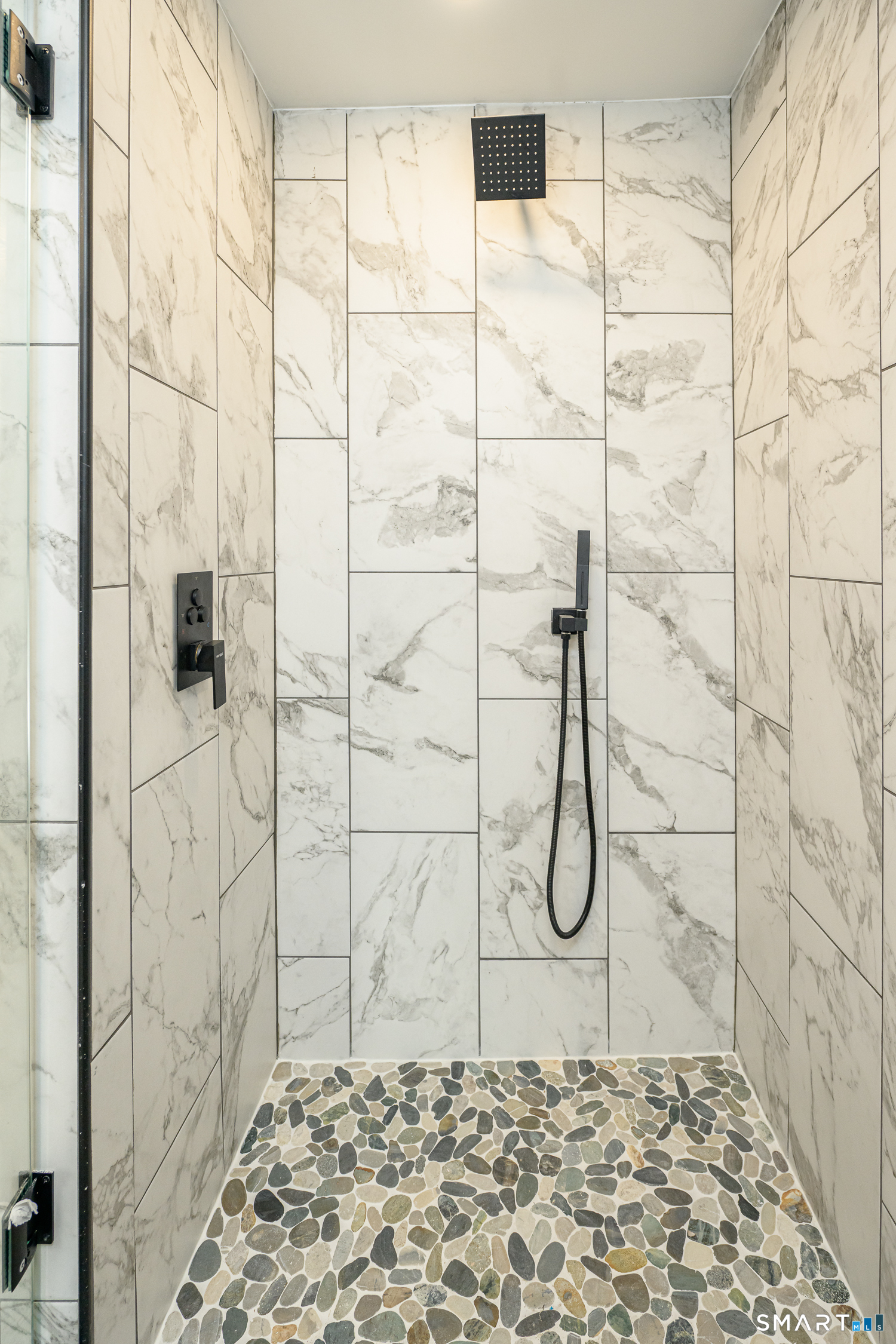 500 Old Colchester Road Montville, CT 06382 - Photo 26 of 34