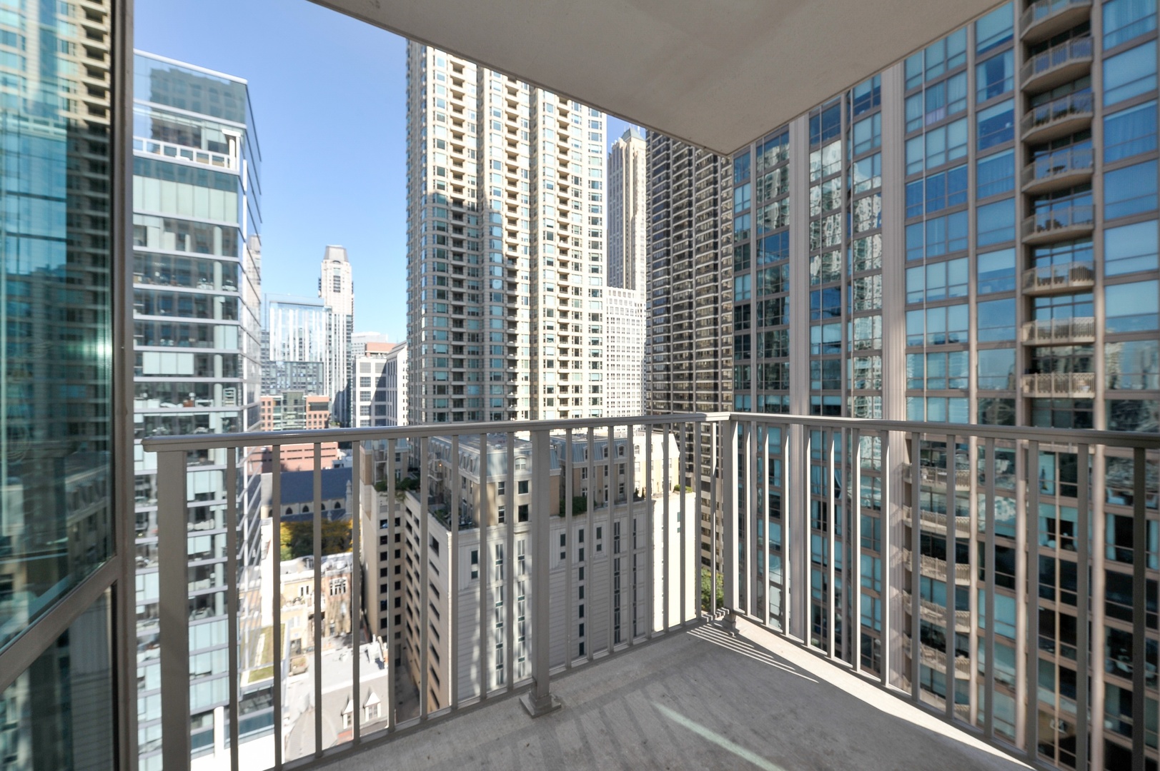 2 East Erie Street, Unit 1611 Chicago, IL 60611 - Photo 11 of 11