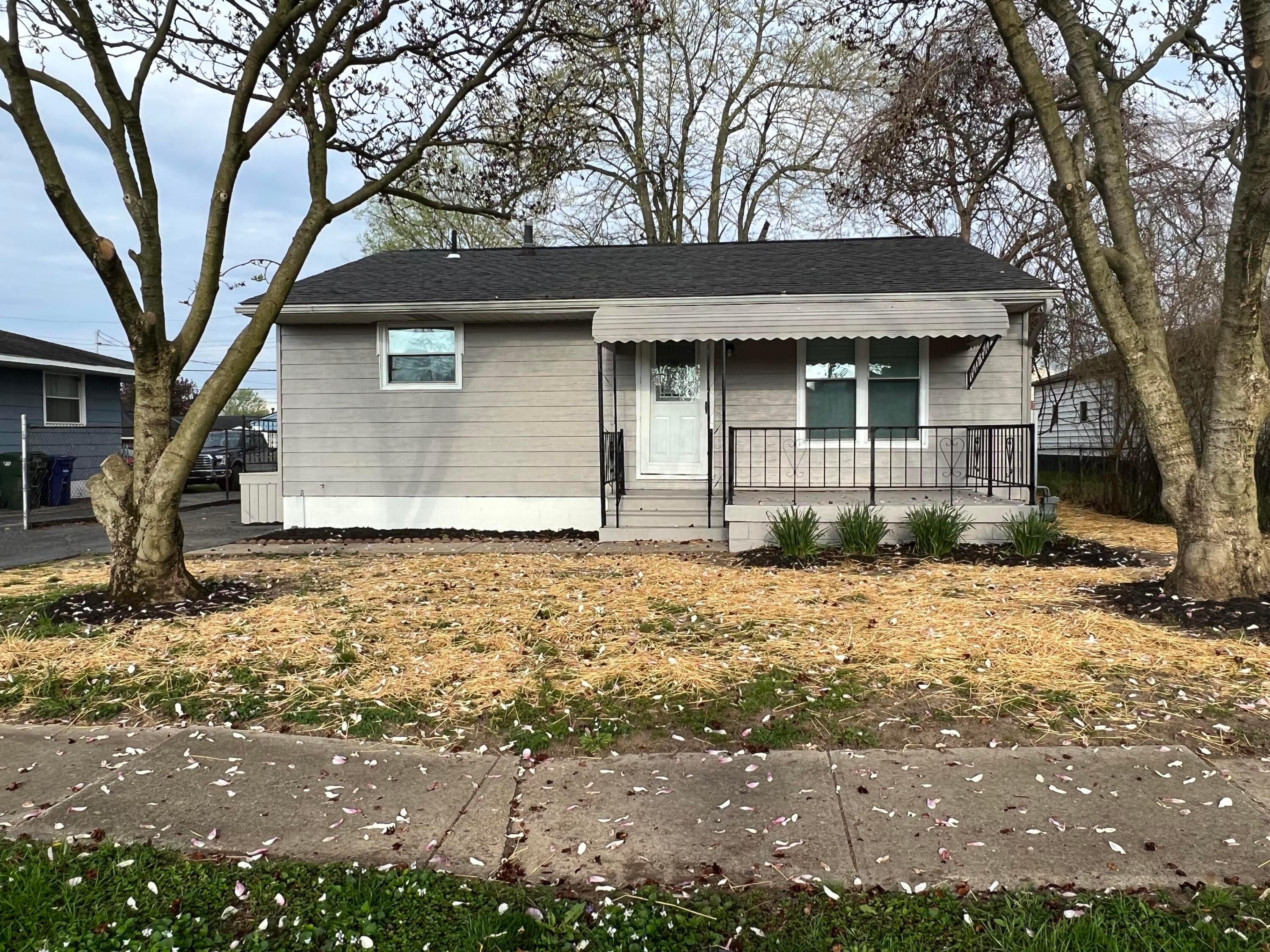2823 Hillgate Road Columbus, OH 43207 - Photo 1 of 18 BF34F424-8160-4F2F-9BF7-764DC8EC9CA0
