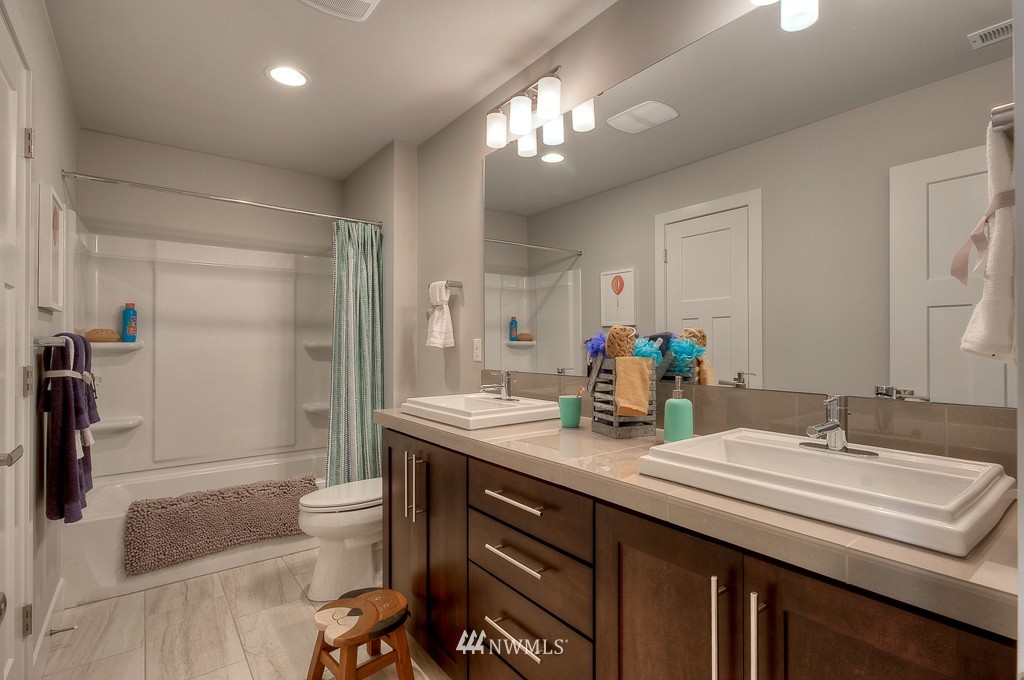 4 176th Place Southwest, Unit 12 Bothell, WA 98012 - Photo 6 of 20