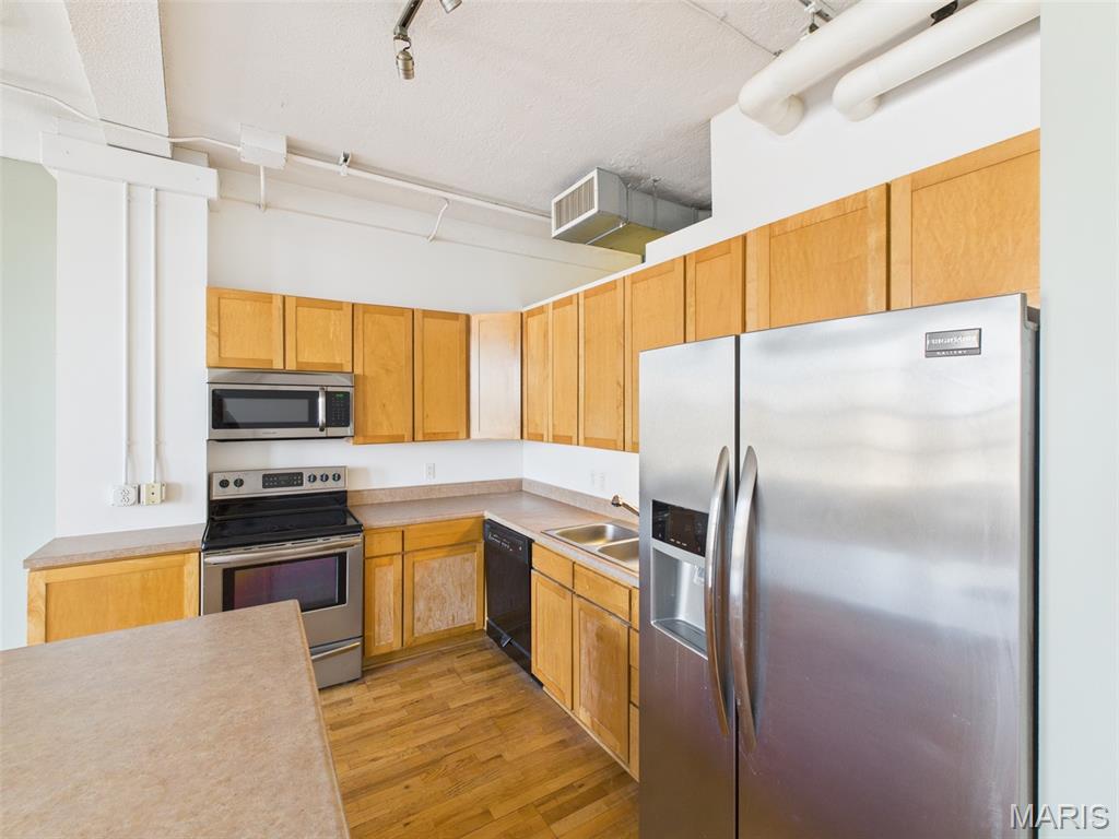 1501 Locust Street, Unit 1002 St. Louis, MO 63103 - Photo 6 of 11