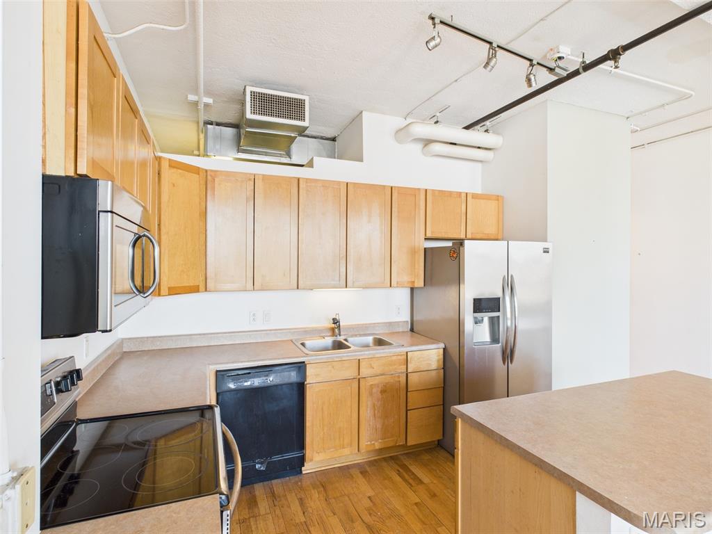 1501 Locust Street, Unit 1002 St. Louis, MO 63103 - Photo 7 of 11