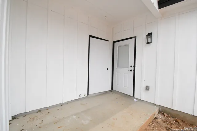 $1,600 | 5961 Prairie Road, Unit 1, Von Ormy, TX 78073