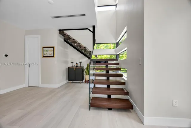 a view of entryway and hall