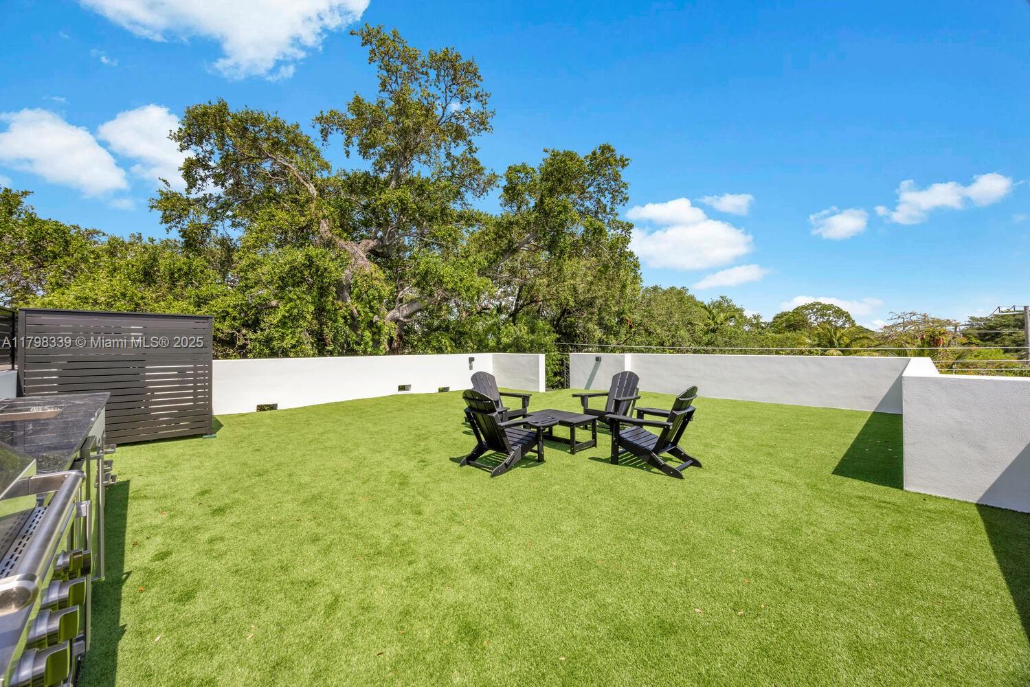 3224 Elizabeth Street Miami, FL 33133 - Photo 26 of 30 a view of an outdoor sitting area