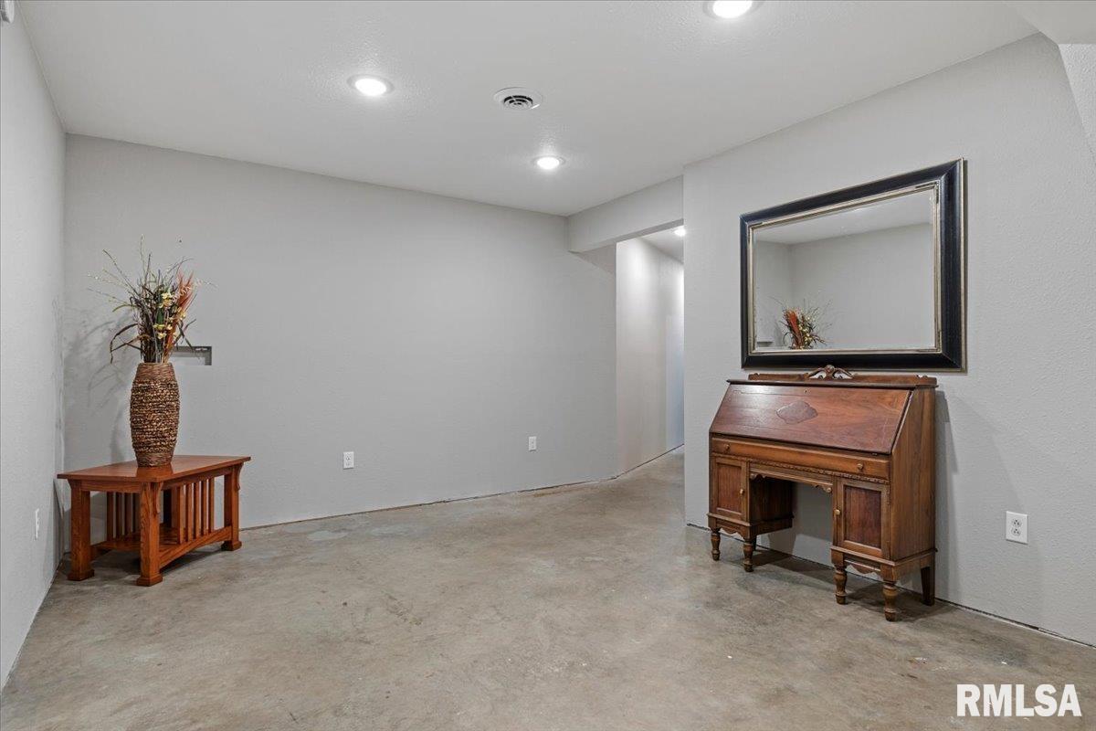 15500 West Loami Road New Berlin, IL 62670 - Photo 43 of 69