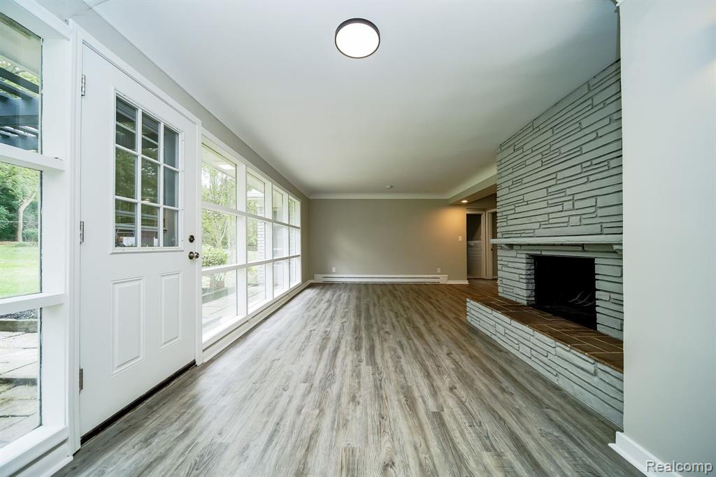 29200 Utley Road Farmington Hills, MI 48334 - Photo 15 of 64