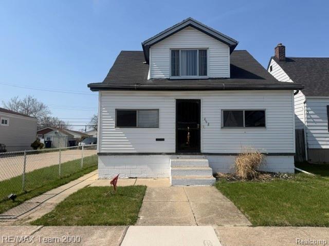 462 Campbell Street River Rouge, MI 48218 - Photo 2 of 17
