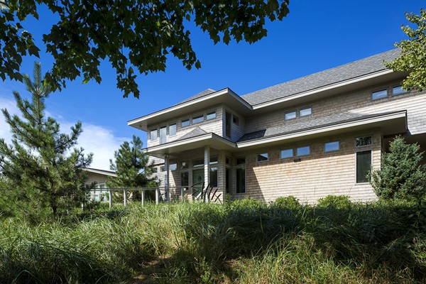 33 2 Penny Lane Gloucester, MA 01930 - Photo 13 of 14 a front view of house with garden