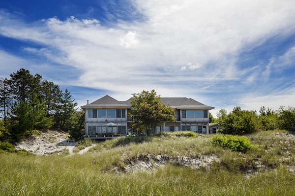 33 2 Penny Lane Gloucester, MA 01930 - Photo 4 of 14 a view of house with yard and entertaining space