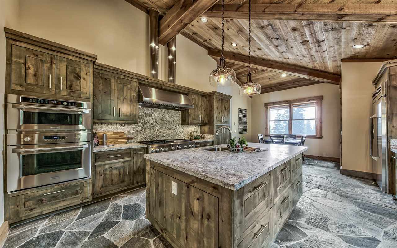 2110 Eagle Feather Truckee, CA 96161 - Photo 5 of 21