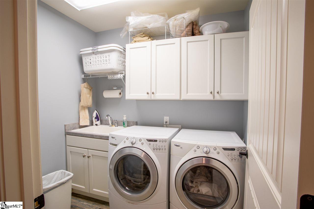 102 Buckingham Road Greenville, SC 29607 - Photo 22 of 32