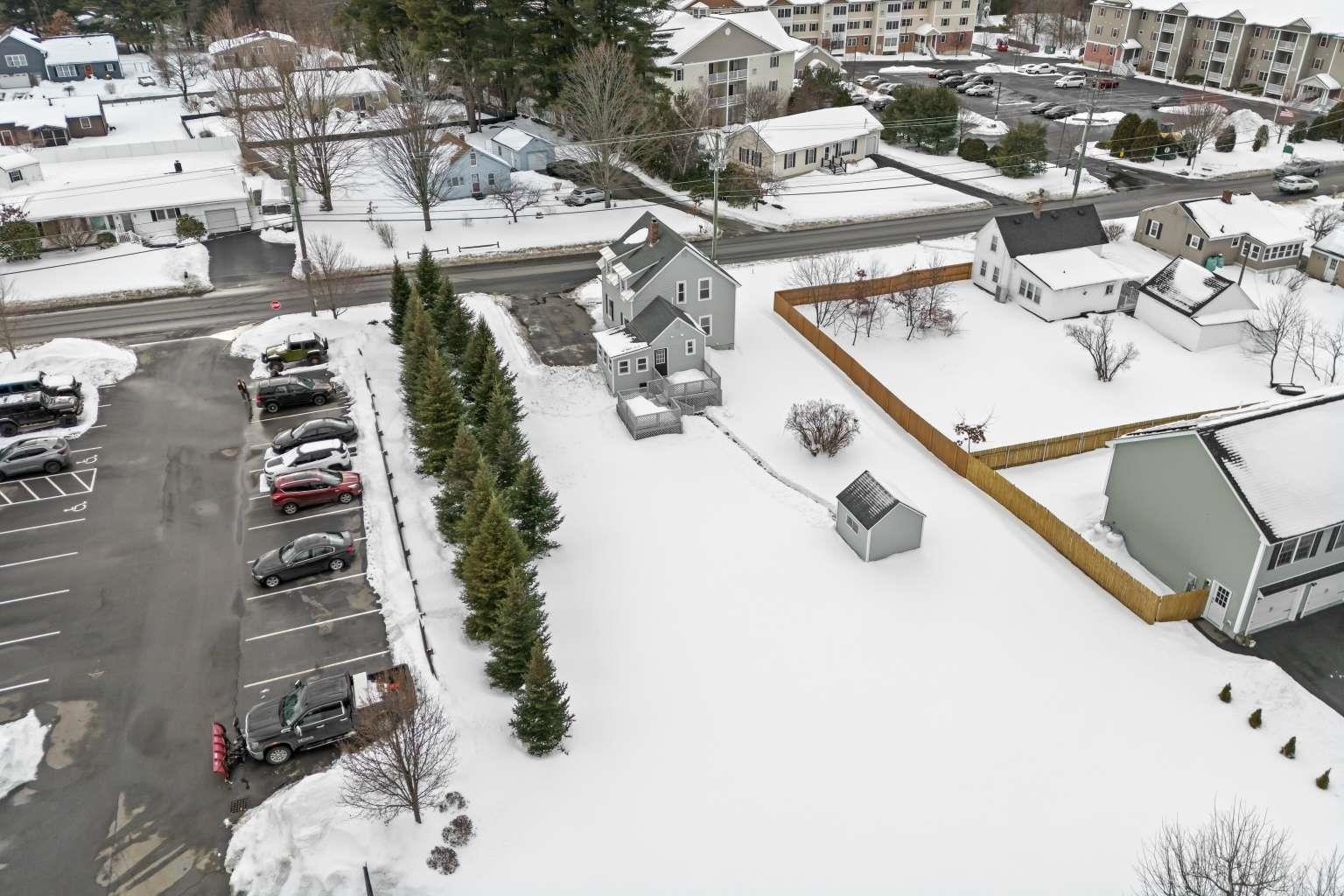 68 Fordway Extension Derry, NH 03038 - Photo 7 of 43