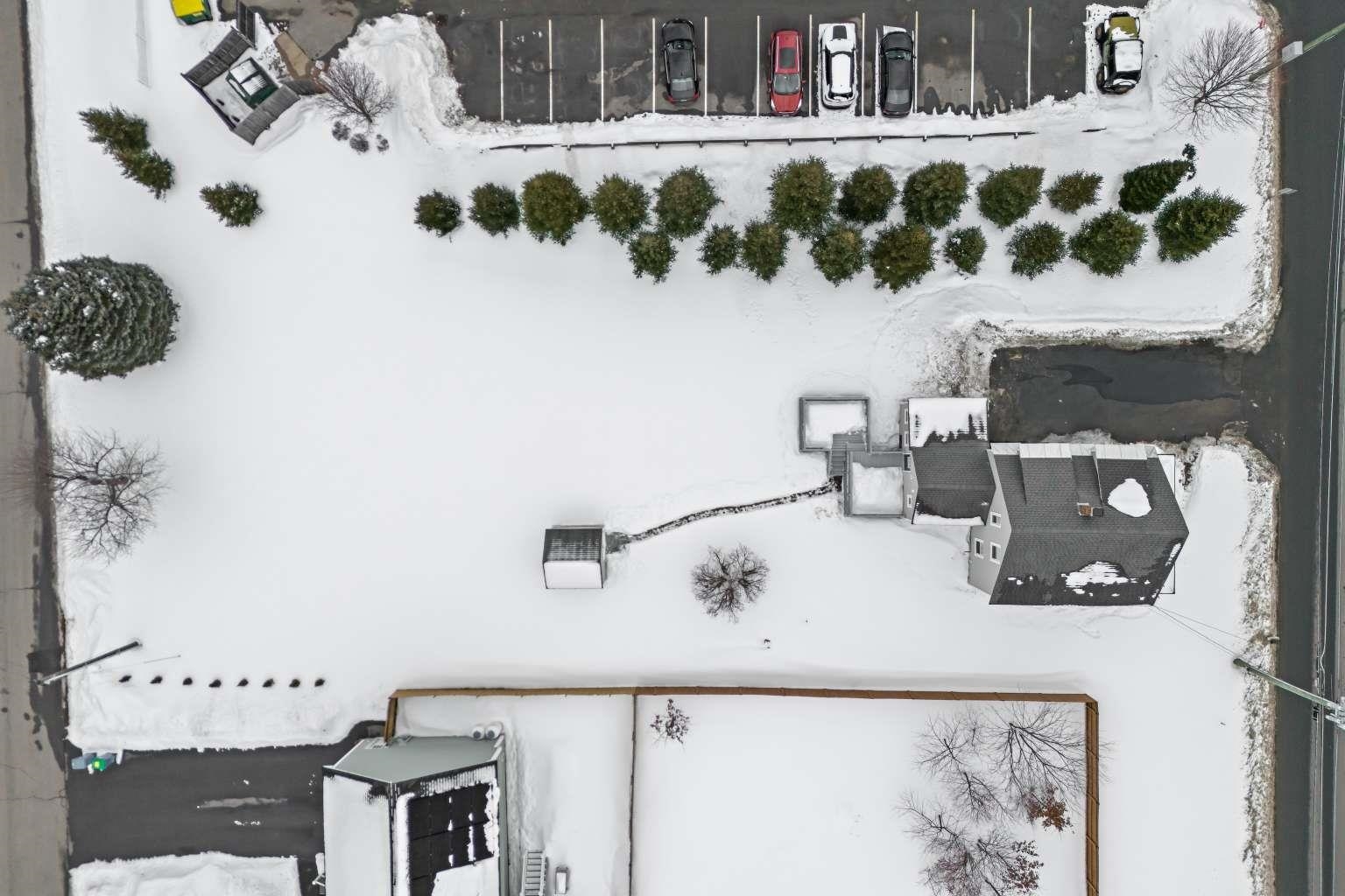 68 Fordway Extension Derry, NH 03038 - Photo 8 of 43