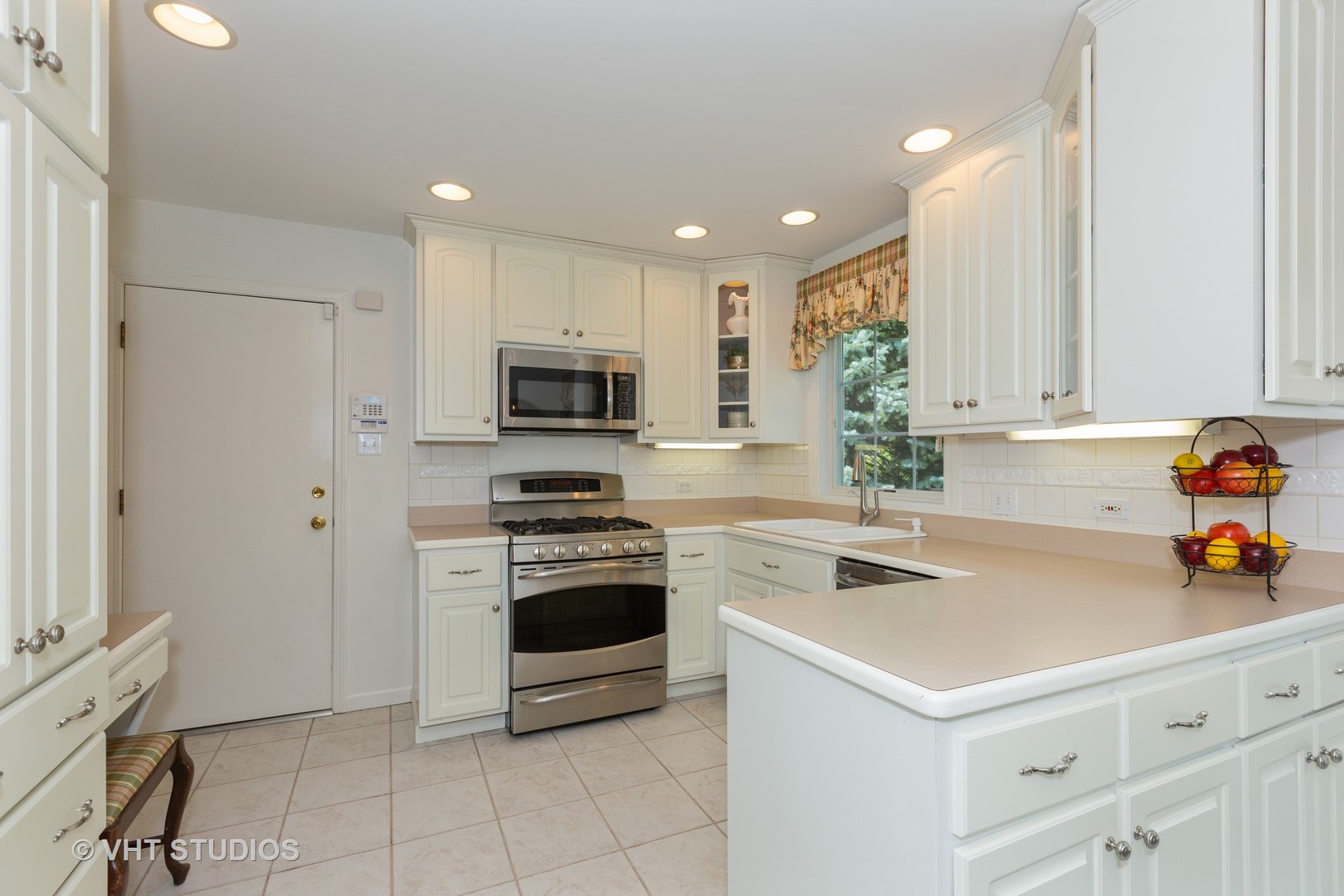 2330 Maple Road Homewood, IL 60430 - Photo 9 of 32