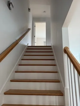 $3,900 | 78 Mountain Road, Unit B, Burlington, MA 01803