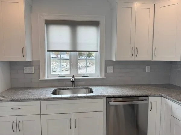 $3,900 | 78 Mountain Road, Unit B, Burlington, MA 01803