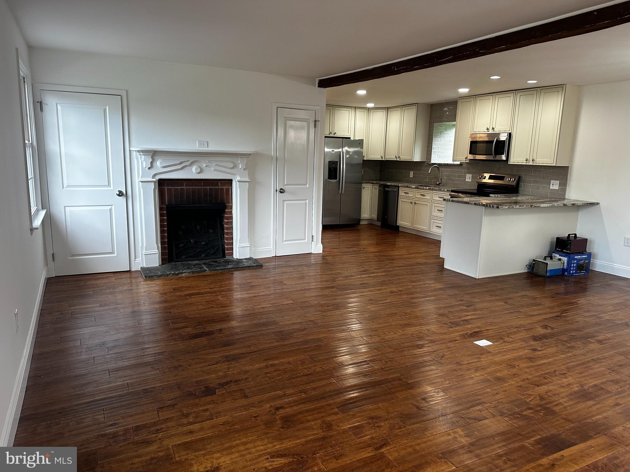 1009 Davis Grove Road Ambler, PA 19002 - Photo 8 of 17 Gallery Image 8